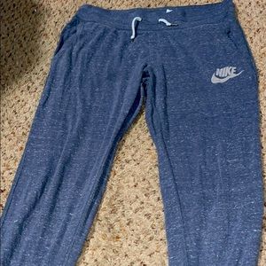 NIKE SWEATPANTS